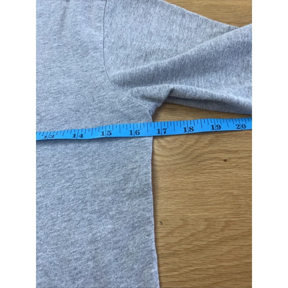 Long Sleeve Old Navy Tee With Cat Basketball‎ Pre-owned Size M (8)